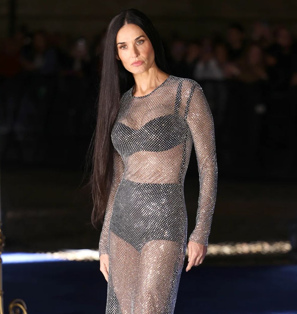 Demi Moore respalda a la esposa de Bruce Willis por cómo lo ha cuidado