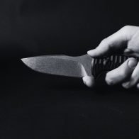 Acusan a una niña de 13 años por intento de asesinato contra dos profesores y un alumno