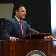Abel Martínez acusa al Gobierno de endeudar al país con más de 30 mil millones de dólares