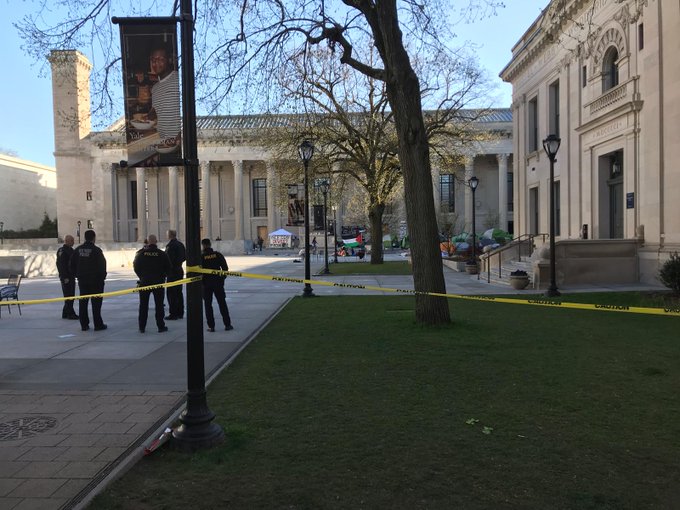 Detienen a al menos 47 personas en la universidad de Yale que protestaban por Gaza