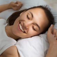 Consejos para mejorar tu sueño y despertar renovado