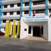 Continúa en cuidados intensivos niña que cayó de cuarto piso en San Cristóbal