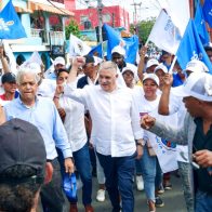 Santo Domingo. –  El candidato presidencial perredeísta y excanciller de la República, Miguel Vargas Maldonado, destacó la formación del Consejo Presidencial de Transición en Haití, que busca encaminar a esa nación hacia una mejora importante de su situación actual.