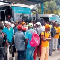 FENATTRANSC realiza llamado a no transportar pasajeros haitianos en sistema público