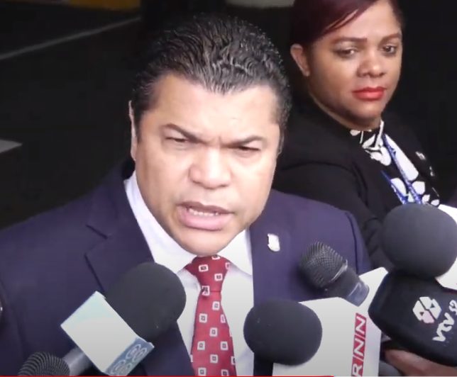 Diputados se unen al dolor de Pacheco ante muerte de su hijo en EEUU