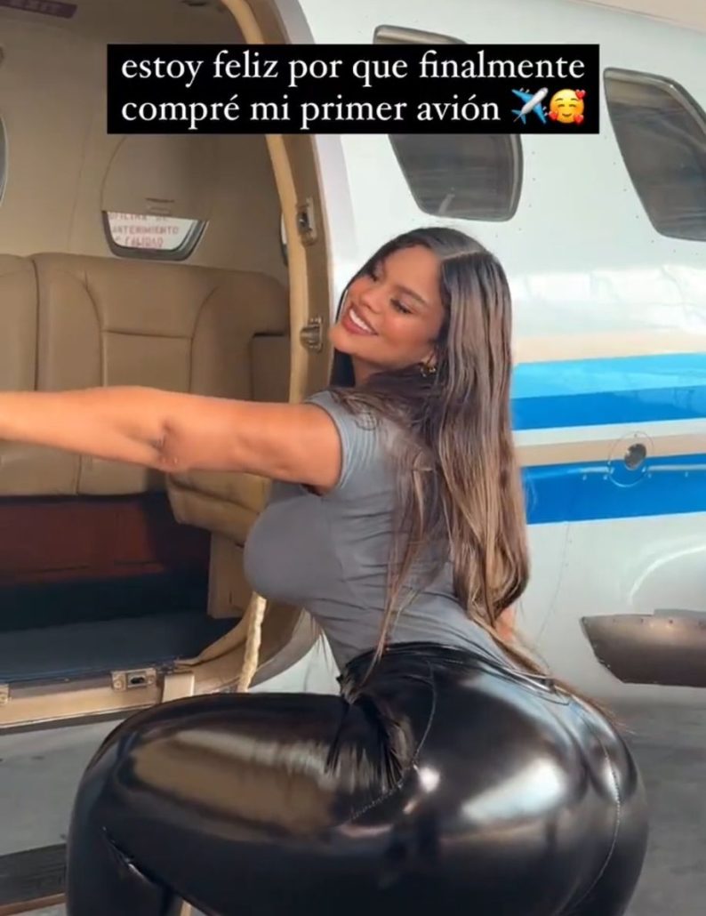 Modelo Gracie Bon se compra un avión
