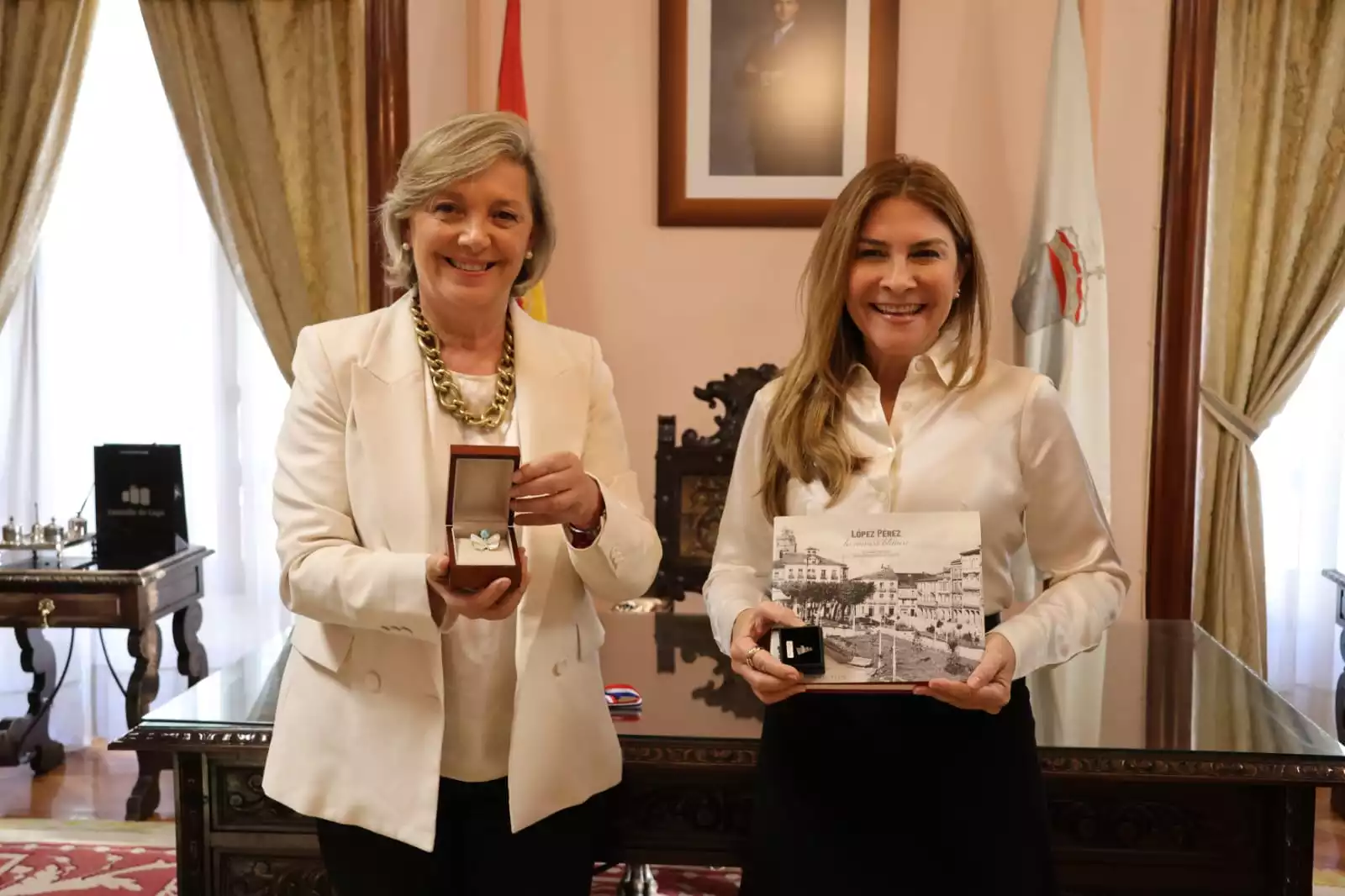 Carolina Mejía se reúne con homólogas de Lugo y Santiago de Compostela en España