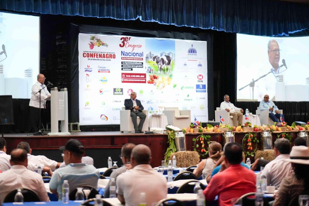 CONFENAGRO, entrega al presidente Abinader, ley de industrialización del sector Agropecuario