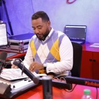 De Último Minuto lanza su versión impresa y recibe elogios de "Esto no es Radio"
