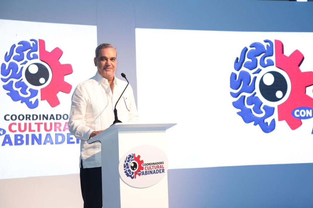 Abinader asegura que la cultura no es un gasto, es una inversión