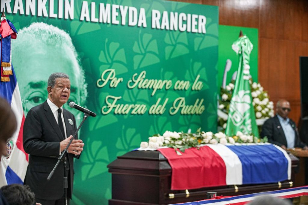 Leonel Fernández afirma Franklin Almeyda es un hombre indispensable