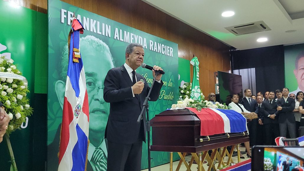 Leonel Fernández afirma Franklin Almeyda es un hombre indispensable