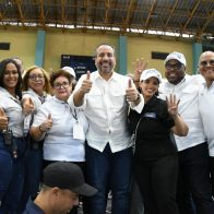 Cientos de atletas, técnicos y cronistas brindaron su respaldo al movimiento que dirige el cronista deportivo Alberto Rodríguez