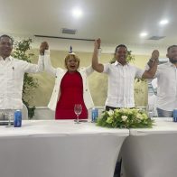 Suang Leo le da su apoyo a Elías Matos