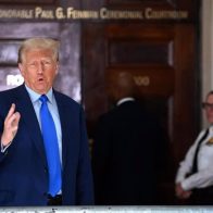 Rechazan dos recursos de Trump para retrasar su primer juicio penal