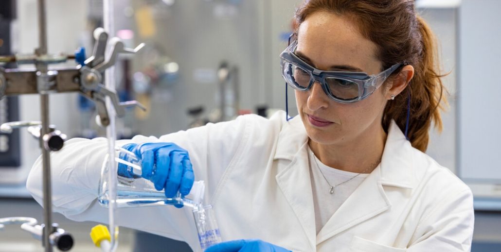 35% de graduados en ciencias e ingenierías a nivel mundial son mujeres