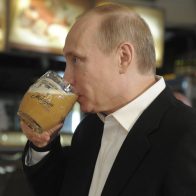 Rusia aumenta 2,5 veces los aranceles a la importación de cerveza de países inamistosos