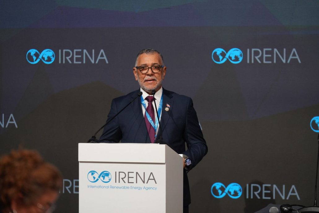 RD destaca impulso de energías renovables