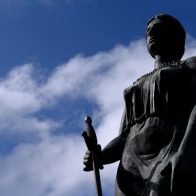 Envían a prisión a profesor acusado de violar sexualmente a una estudiante de un liceo en Santiago