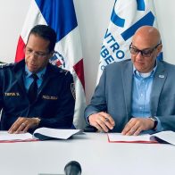 Policía Escolar y CNCS firman acuerdo colaboración para fortalecer lucha contra delito cibernéticos en las escuelas