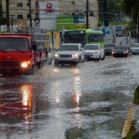 COE mantiene 27 provincias en alerta por vaguada