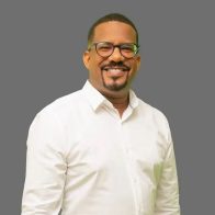 Andy Morales notifica a la JCE que no ha renunciado a candidatura a diputado por Circ.1 del DN