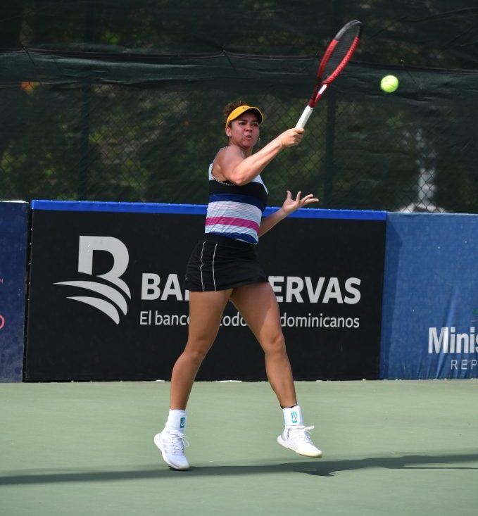 Zamburek buscaría un pase a semifinal en W35 Santo Domingo