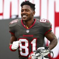 Antonio Brown, campeón en el Super Bowl LV