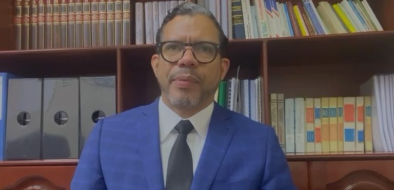 Abogado Yohan López insta a la comunidad jurídica a votar