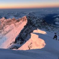 El Everest cierra una temporada con la mitad de muertes y menos escaladores que en 2023