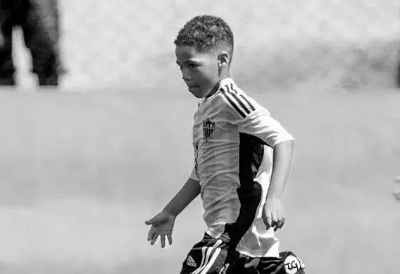 Matan a balazos a niño de 9 años durante su fiesta de cumpleaños en Brasil