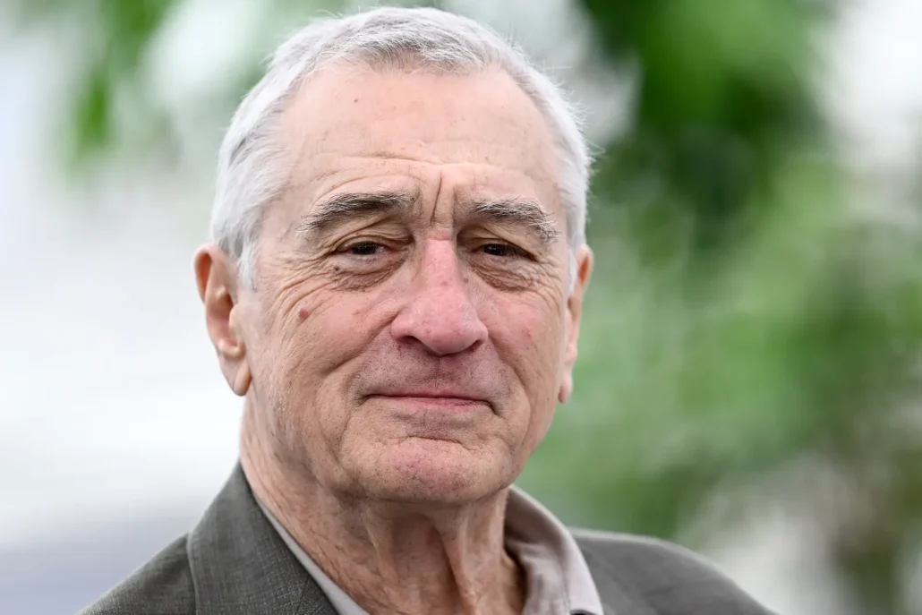 De Niro es el narrador de un anuncio de la campaña de Biden contra el "desquiciado" Trump
