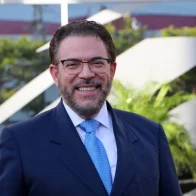 Guillermo Moreno votará a las 11:30 AM en escuela Santa Teresa de Jesús en la zona universitaria