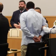 Dictan cadena perpetua a un dominicano por quemar viva esposa en Massachusetts
