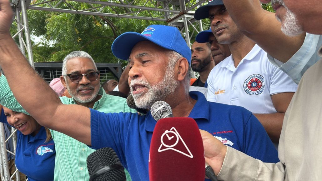 Presidente de la ADP afirma que seguirá luchando por la libertad y valoración de los maestros