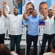 PRM juramenta a ex candidato alcalde del PLD en Las Terrenas, Samaná