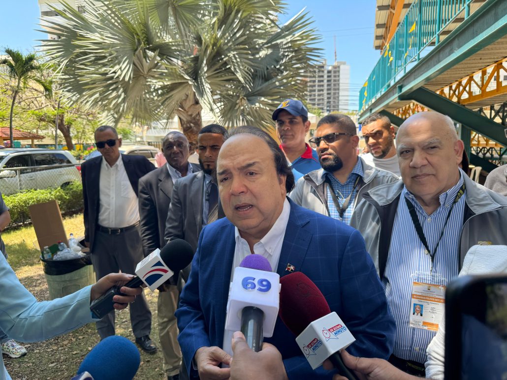 Vinicio Castillo: “En la capital, la oposición está escondida”