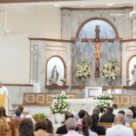 Feligreses celebran eucaristía en conmemoración al Día de Corpus Cristi