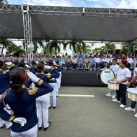 Agentes policiales exhiben habilidades durante desfile Cívico-Militar y Juvenil en Fiestas Patronales de El Seibo