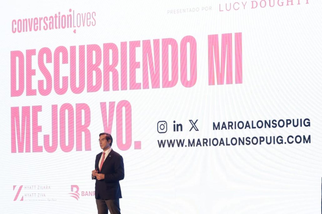 Lucy Doughty presentó al célebre doctor como parte de la plataforma "Conversation Loves"