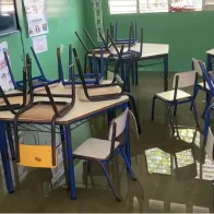 ¡Atención! Puertas de Centro Educativo están cerradas por inundación en María Trinidad Sánchez