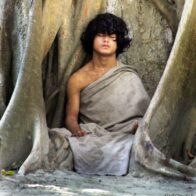 Un tribunal de Nepal condena a líder espiritual 'Niño Buda' por abuso sexual infantil