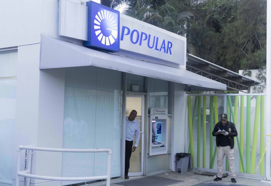 El efectivo se lo tragó la tierra: Autoridades dicen no encuentran dinero robado del Banco Popular