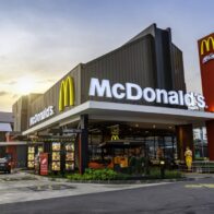 McDonald's suspende la inteligencia artificial con la que tomaba pedidos desde el coche