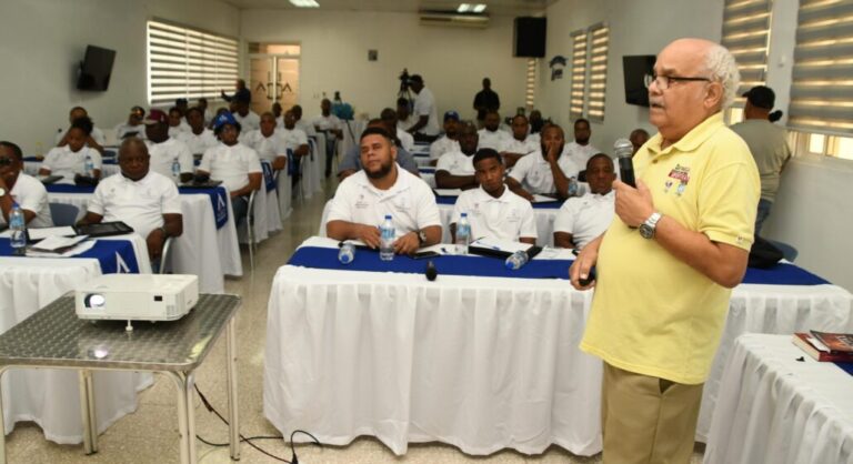 Comité Olímpico Dominicano inicia curso Administración Deportiva para Fedoclubes 5 | Noticias de hoy en República Dominicana ADMINISTRACION 1 | Noticias de hoy en De Último Minuto
