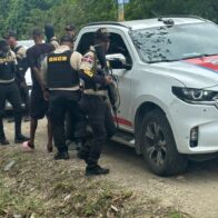 Apresan dos y buscan otros vinculan a red microtráfico en hato mayor; ocupan más de 600 gramos