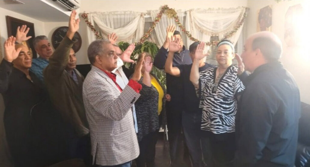 Tras elecciones "El Cobrador" sigue ganando adeptos y juramenta movimiento en Nueva York