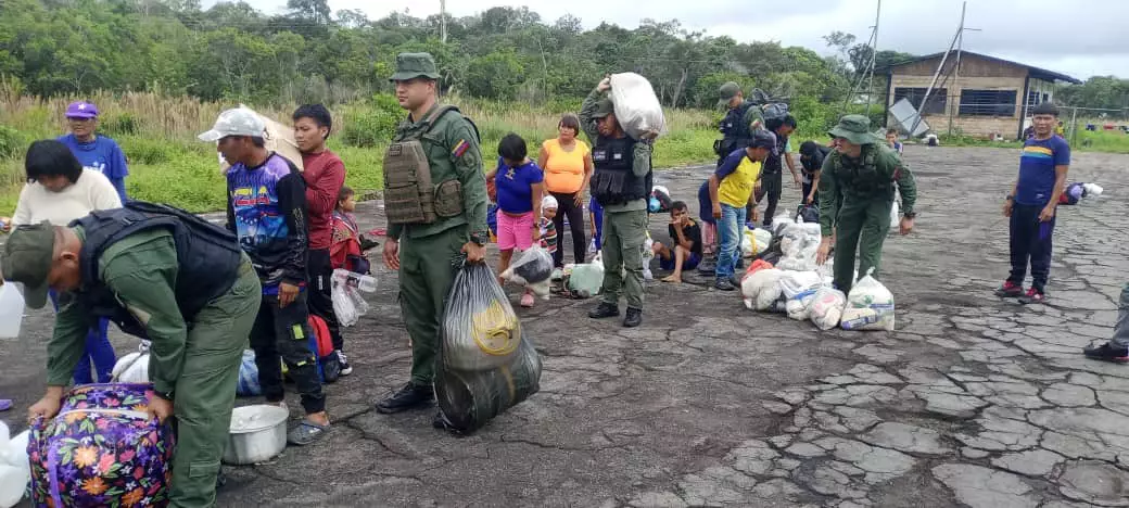Venezuela activa "vuelos de ayuda social" hacia asentamientos indígenas en la Amazonía