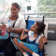 Eliberta Reyes y su entrega incansable para una hija que vive con parálisis cerebral