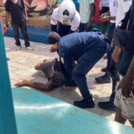 Denuncian atropello de Cestur y fiscal para desalojar buhoneros en playa de Juan Dolio